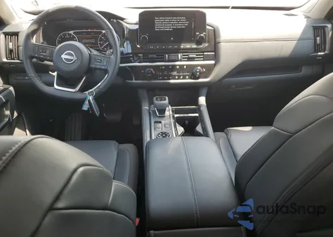 2025 Nissan Pathfinder Sl z USA, uszkodzony, nr VIN 5N1DR3CD1SC210255